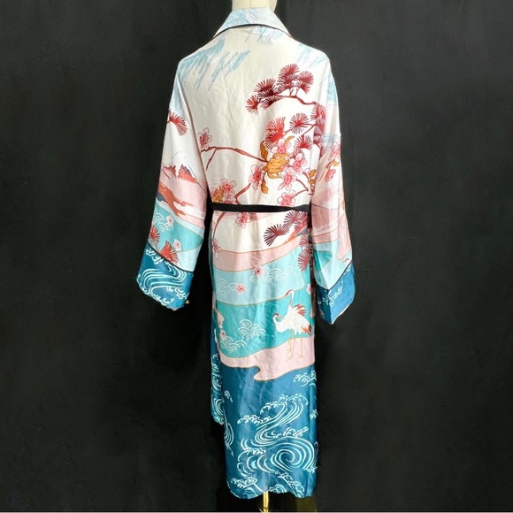 Forever 21 Multicolor Patterned Robe - Picture 4 of 6
